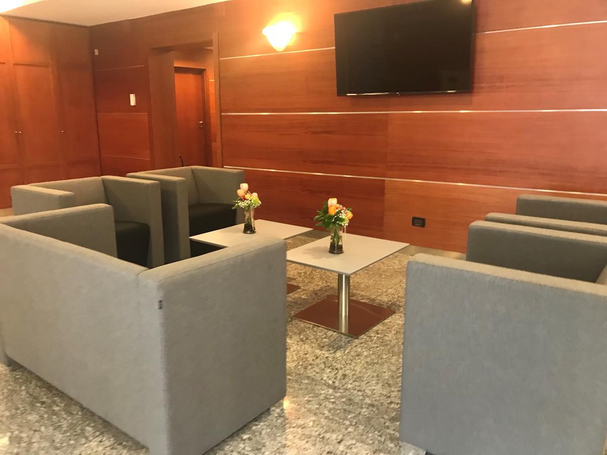 רנדה Domus Grand Hotel מראה חיצוני תמונה